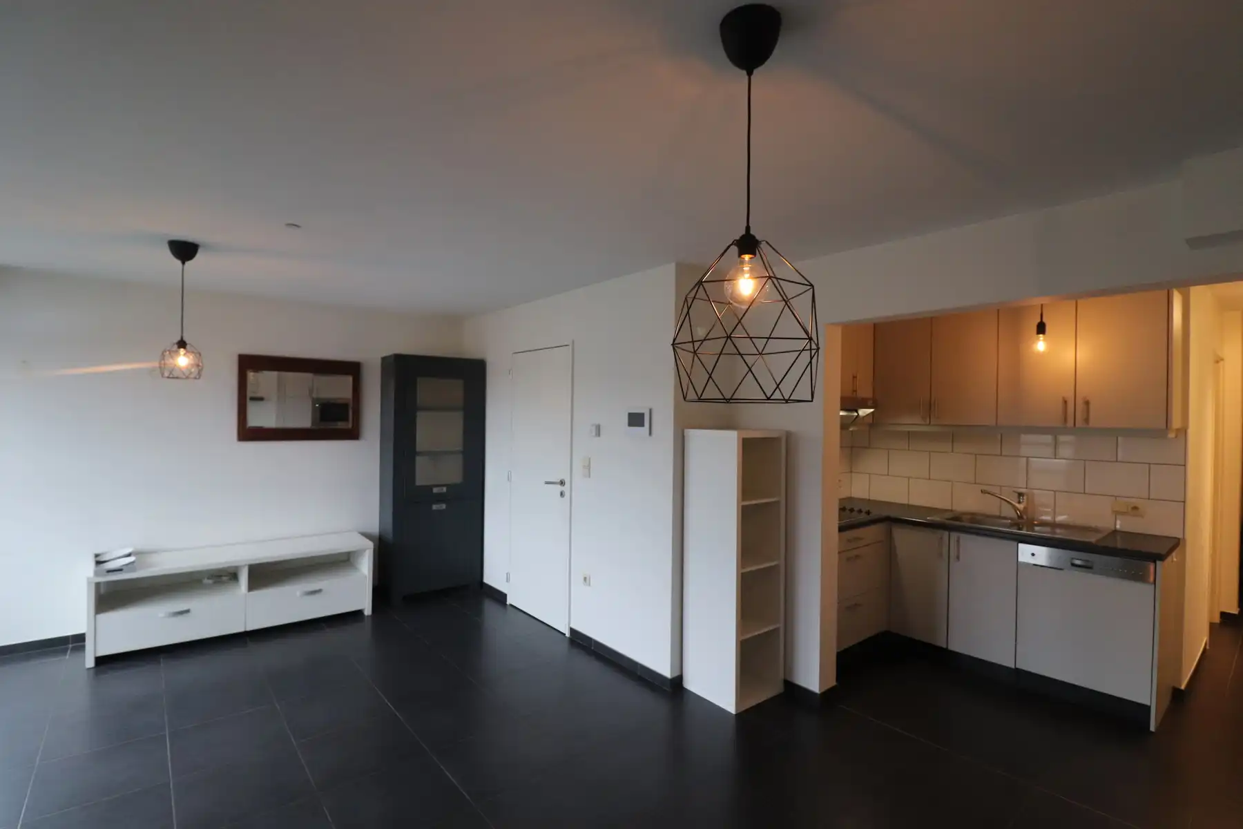 Een appartement op de tweede verdieping achteraan met 1 slaapkamer, terras en garage. foto 3