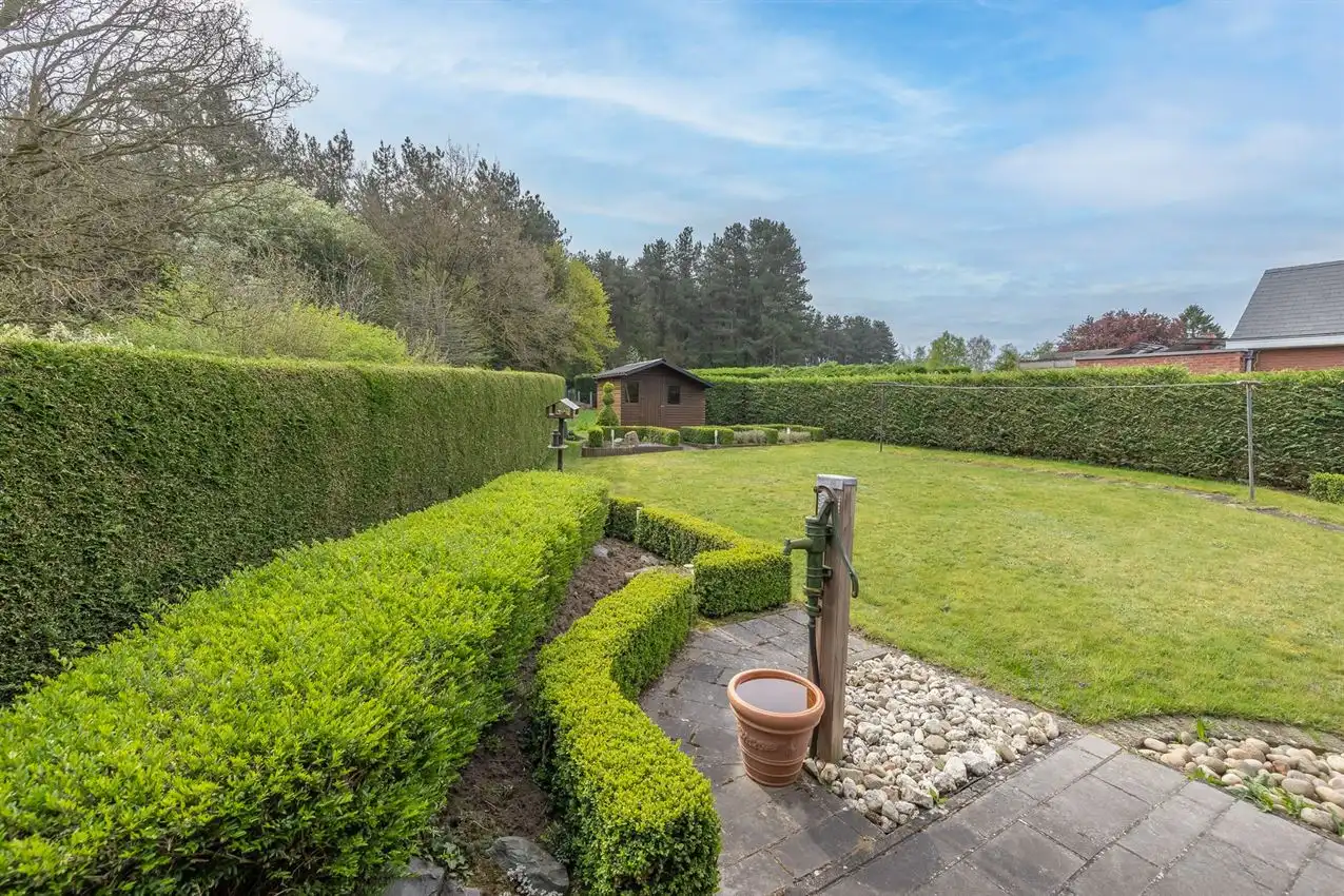 Charmante gelijkvloerse woning met 3slk,  tuin en garage foto 3