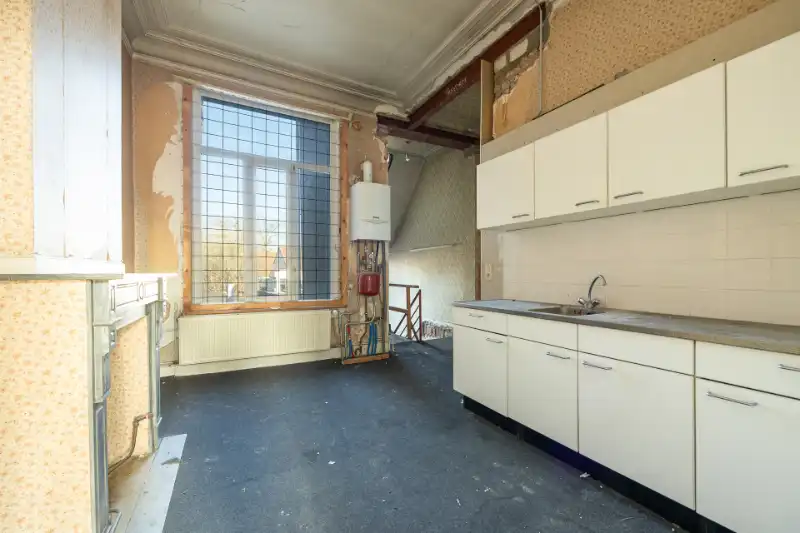 --- NIEUW --- Commercieel pand met bovenliggende woonstmogelijkheden op toplocatie! foto 9