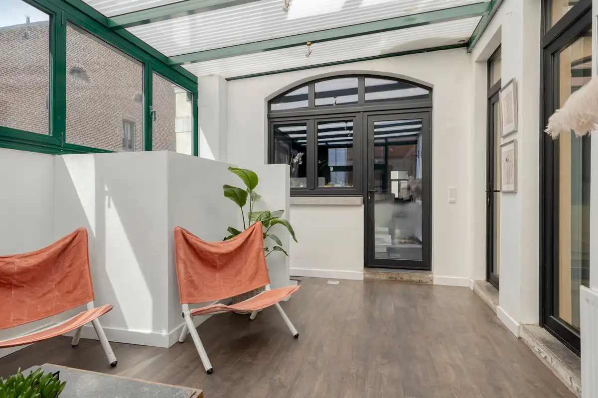 KARAKTERVOL VOLLEDIG GERENOVEERD STATIG HERENHUIS IN CENTRUM VAN TONGEREN. foto 18