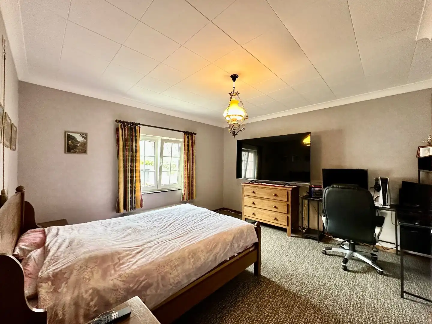 Ruime gezinswoning met prachtige tuin nabij centrum Tongeren foto 17