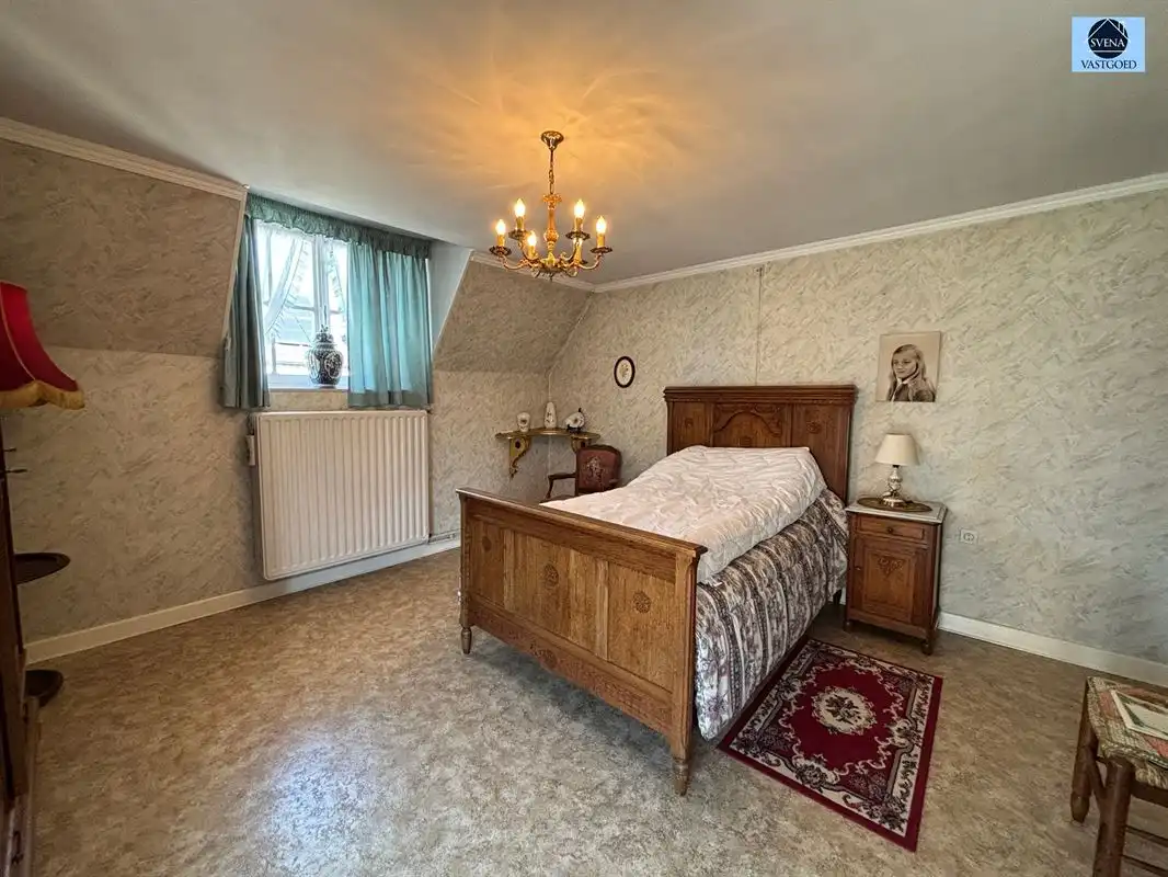 SOLIDE KARAKTERVOLLE WONING MET 3 SLAAPKAMERS EN GARAGE foto 10