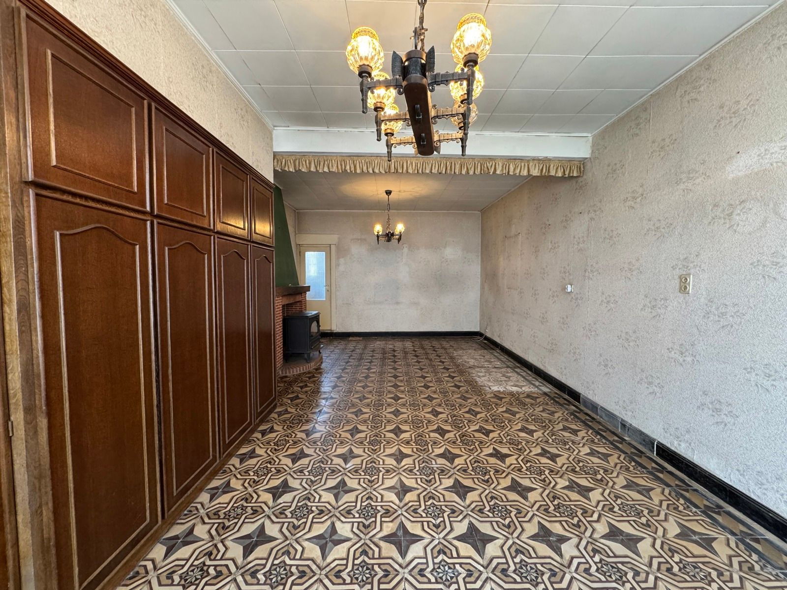 Gunstig gelegen woning met 2 slaapkamers en koer foto 3