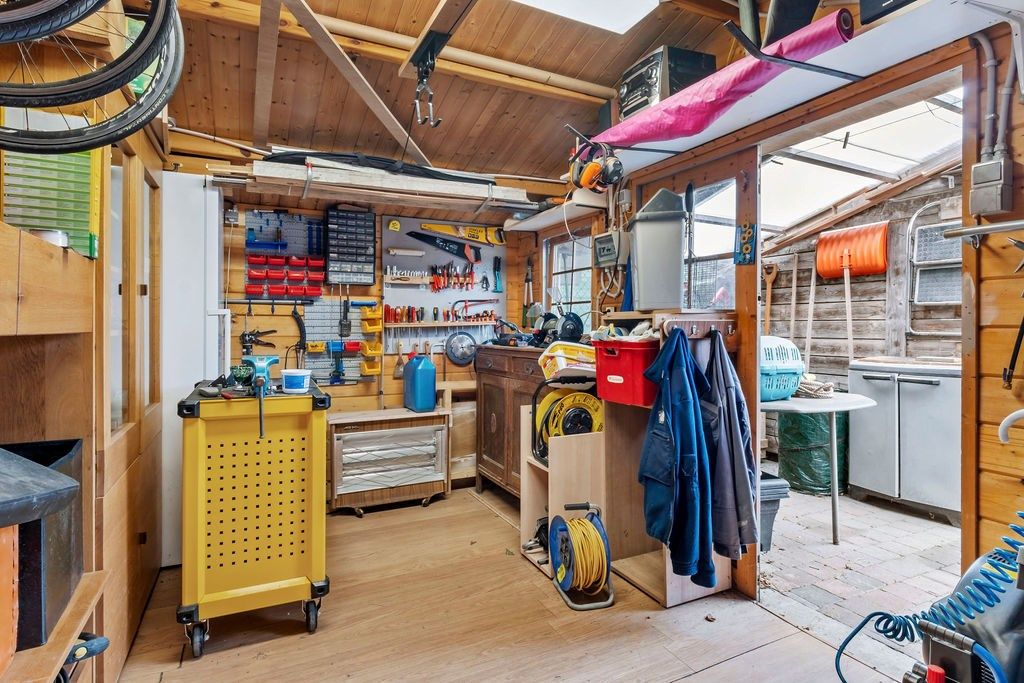 Instapklare woning met gezellige tuin te Lissewege foto 13