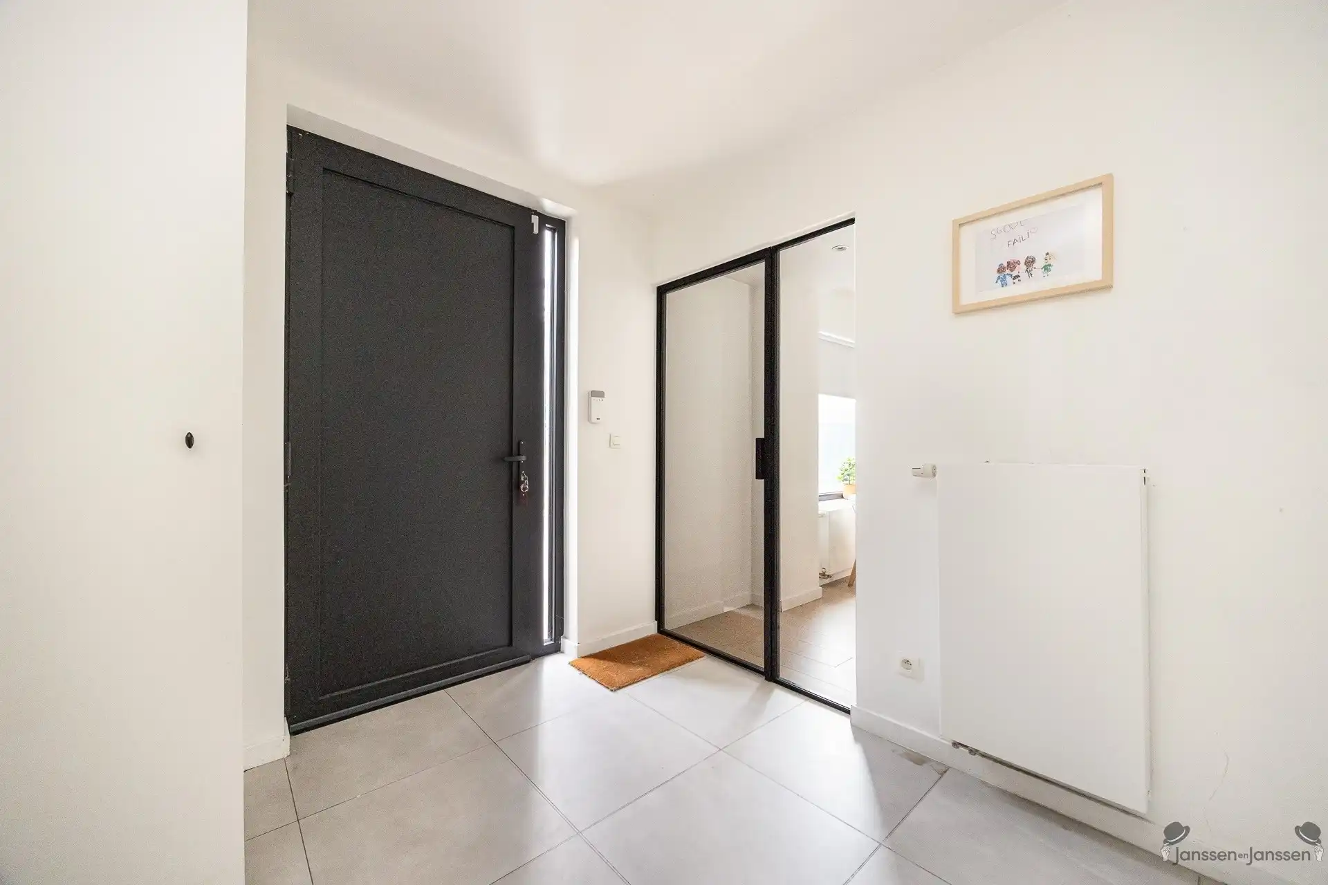 Mooi gerenoveerde woning met EPC B in hartje van Hove foto 11