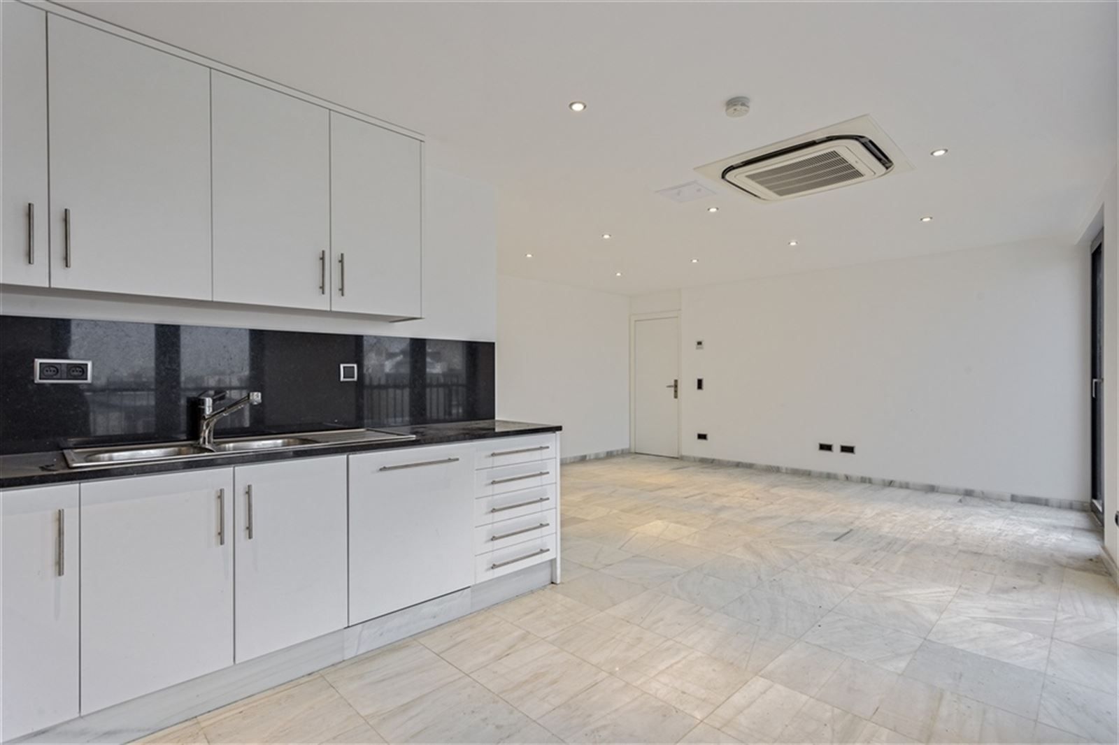 For the shop aholics between us: Meir shopping street foto 2