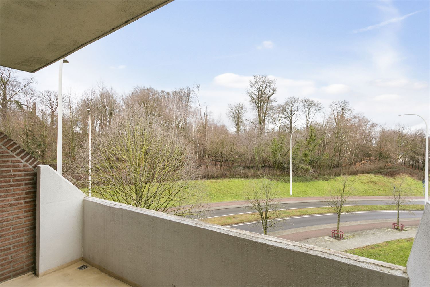 LUXUEUS APPARTEMENT MET 2 SLPKS TE DIEST! foto 12