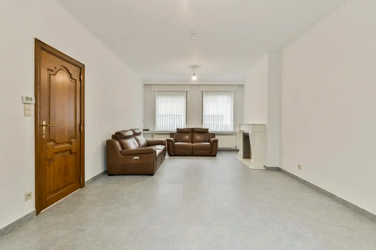 Ruim huis te koop met 6 slaapkamers in Blankenberge centrum foto 5