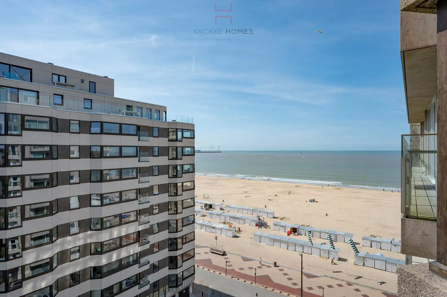 Subliem gerenoveerd appartement met zijdelings zeezicht. foto 13