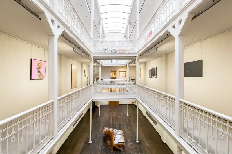 Karaktervol pand met woon- en werkfunctie in centrum Roeselare foto 17