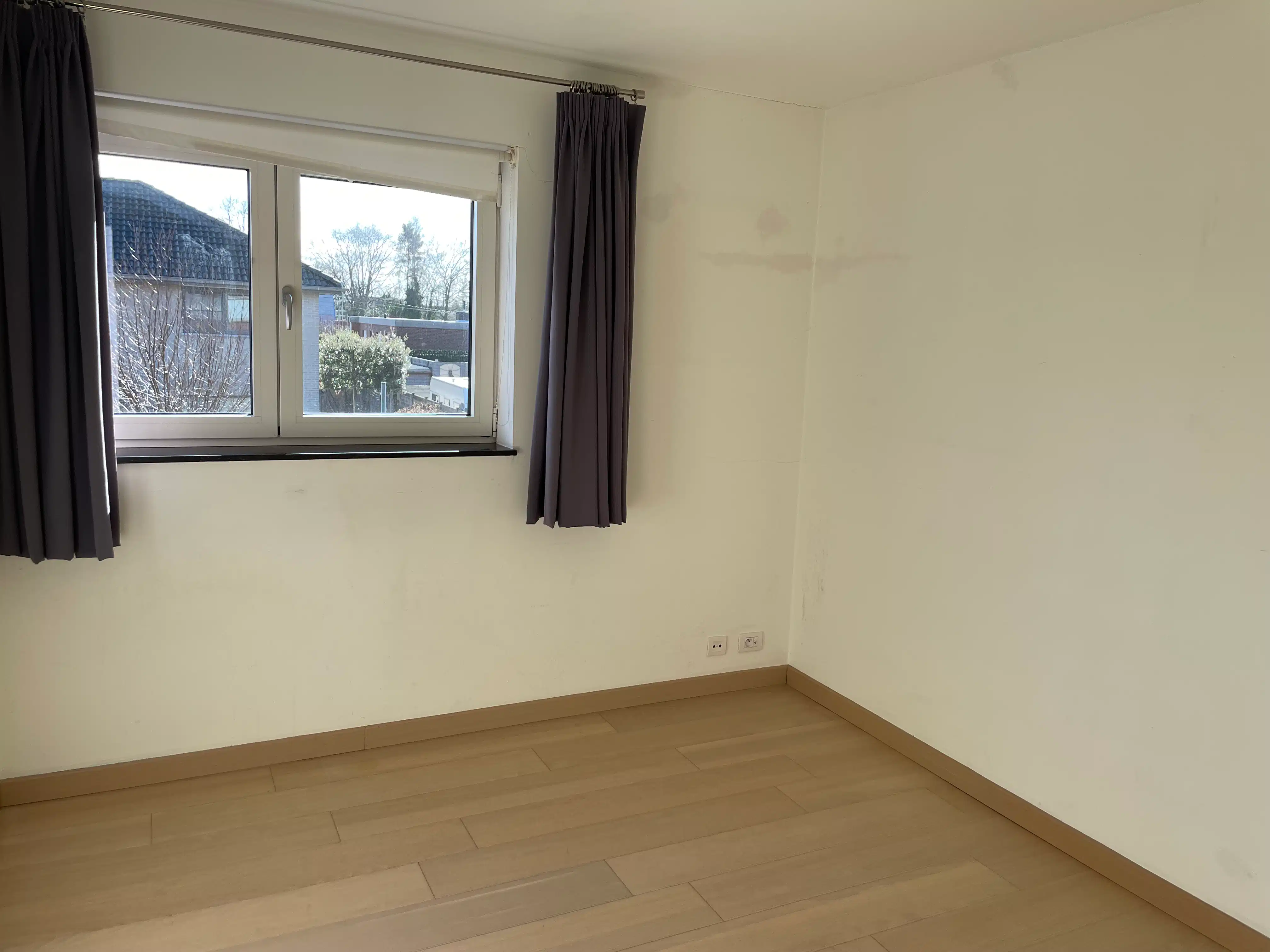 Moderne 3-slpk EENGEZINSWONING + tuin foto 14