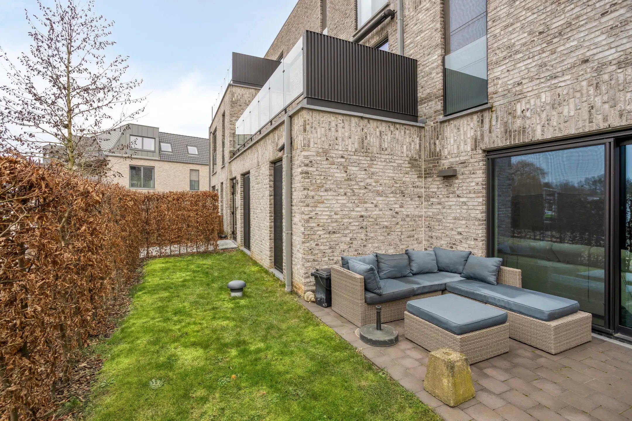 Recent gelijkvloers appartement met parking foto 12