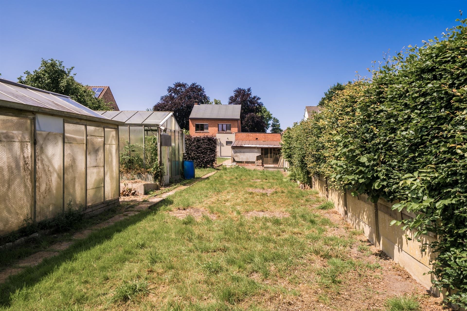 Rustig gelegen woonhuis met veel potentieel foto 32