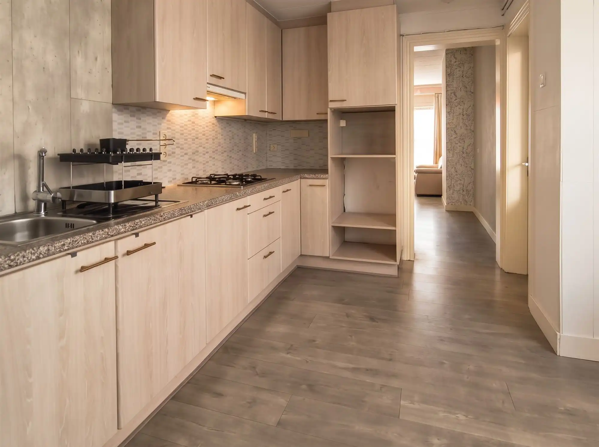 woonhuis met 2 slaapkamers en een aangenaam, knus terrasje foto 6