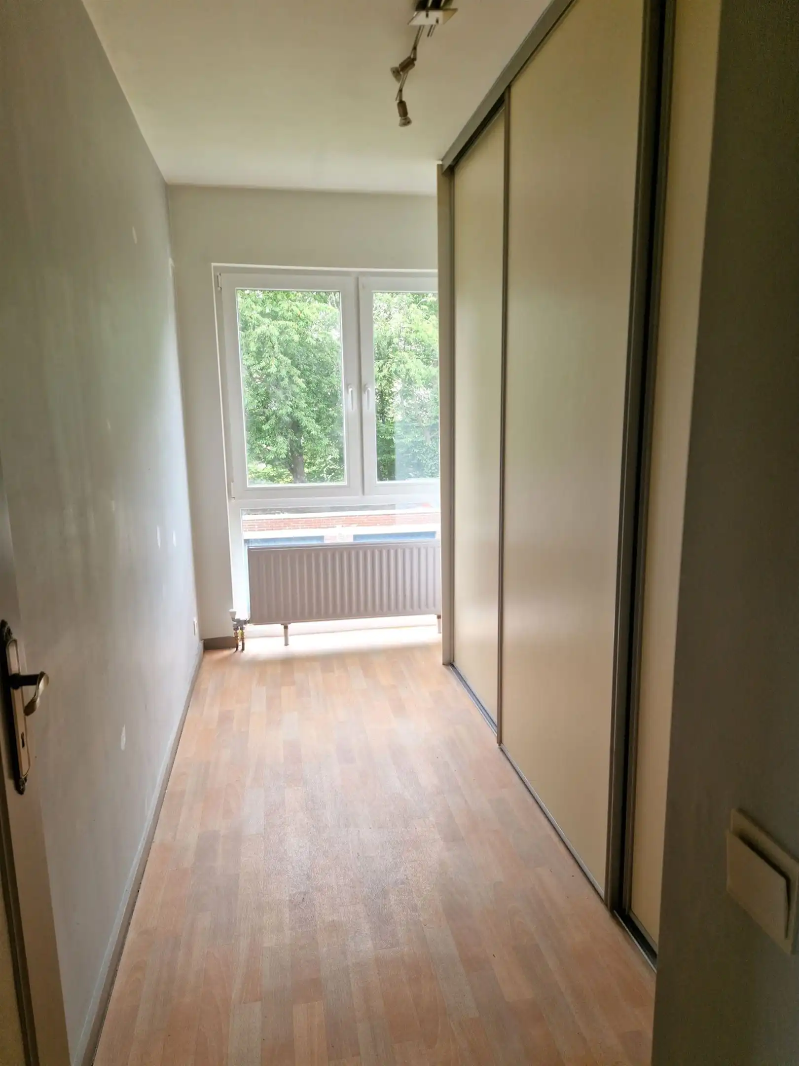 Gunstig gelegen appartement met terras en garagebox. foto 8