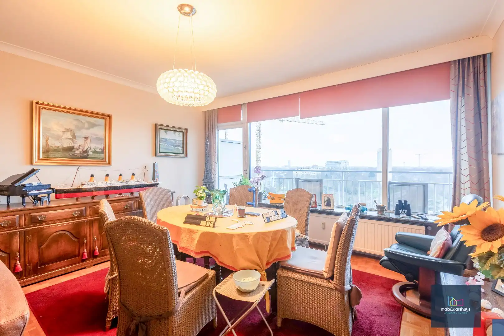 Ruim 2 slaapkamerappartement met garagebox nabij de Blaarmeersen foto 10