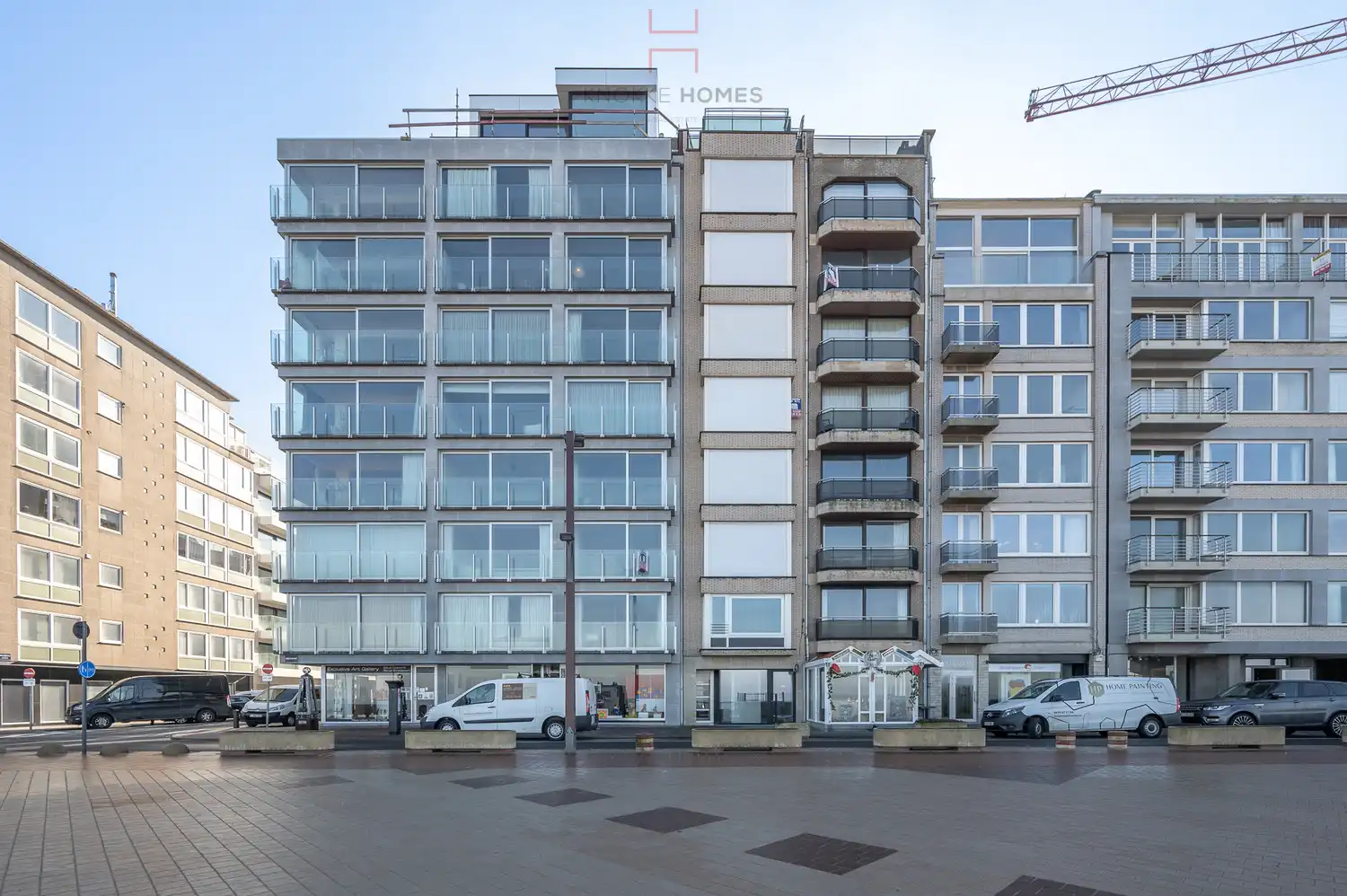 Instapklaar appartement met frontaal zeezicht gelegen nabij het Driehoeksplein foto {{pictureIndex}}