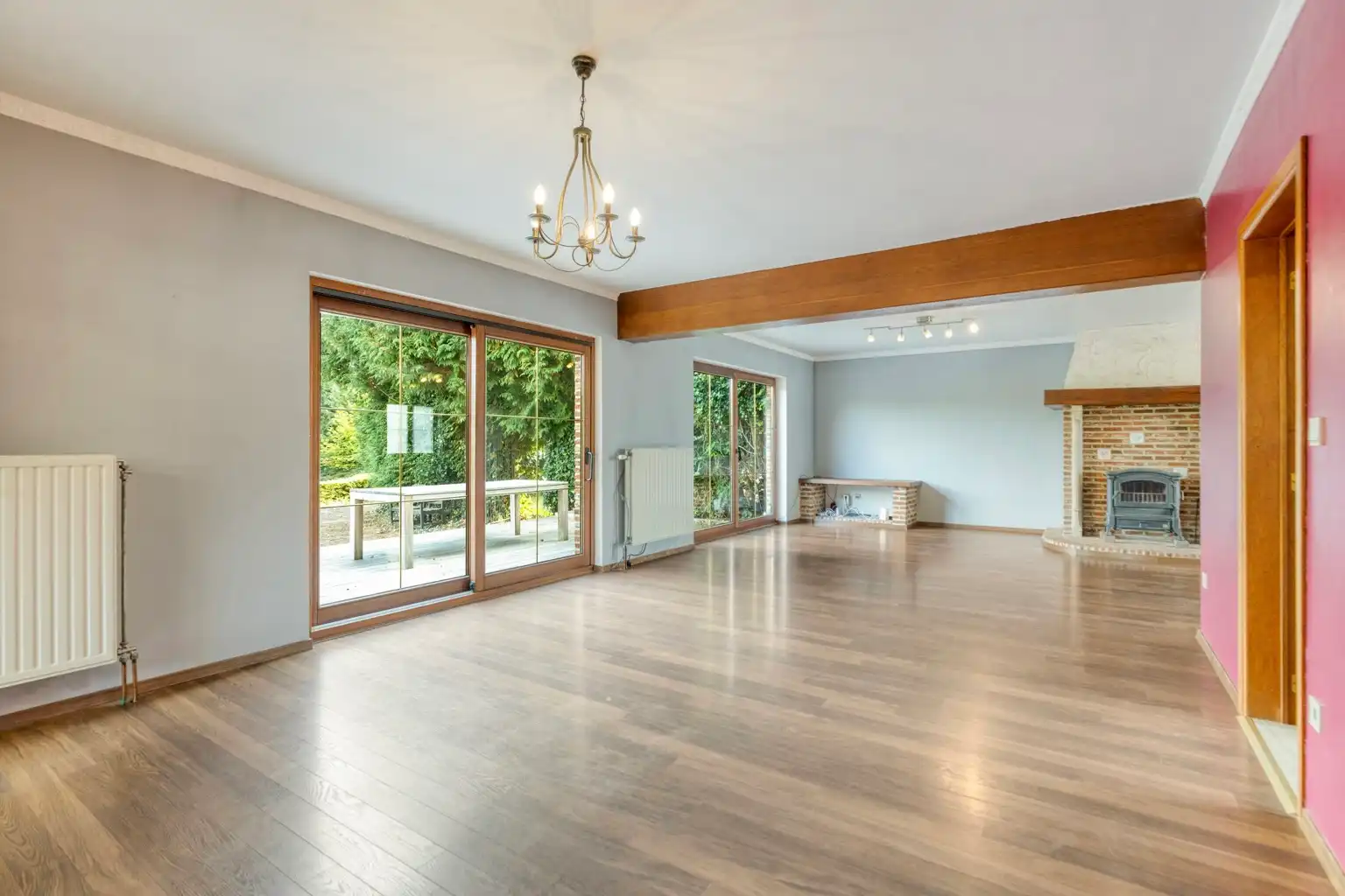 EEN WONING MET KARAKTER,  KLAAR OM TE SCHITTEREN ! foto 8