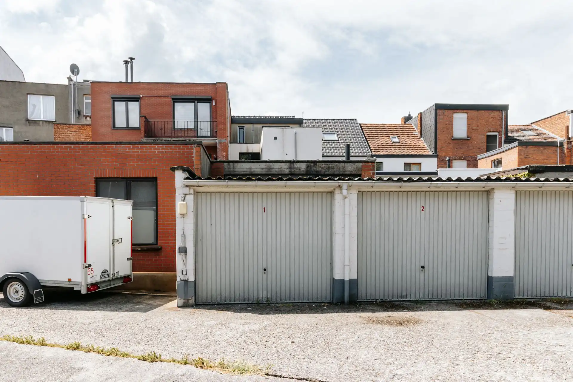 Twee slaapkamer appartement op gunstige locatie + garagebox foto 13