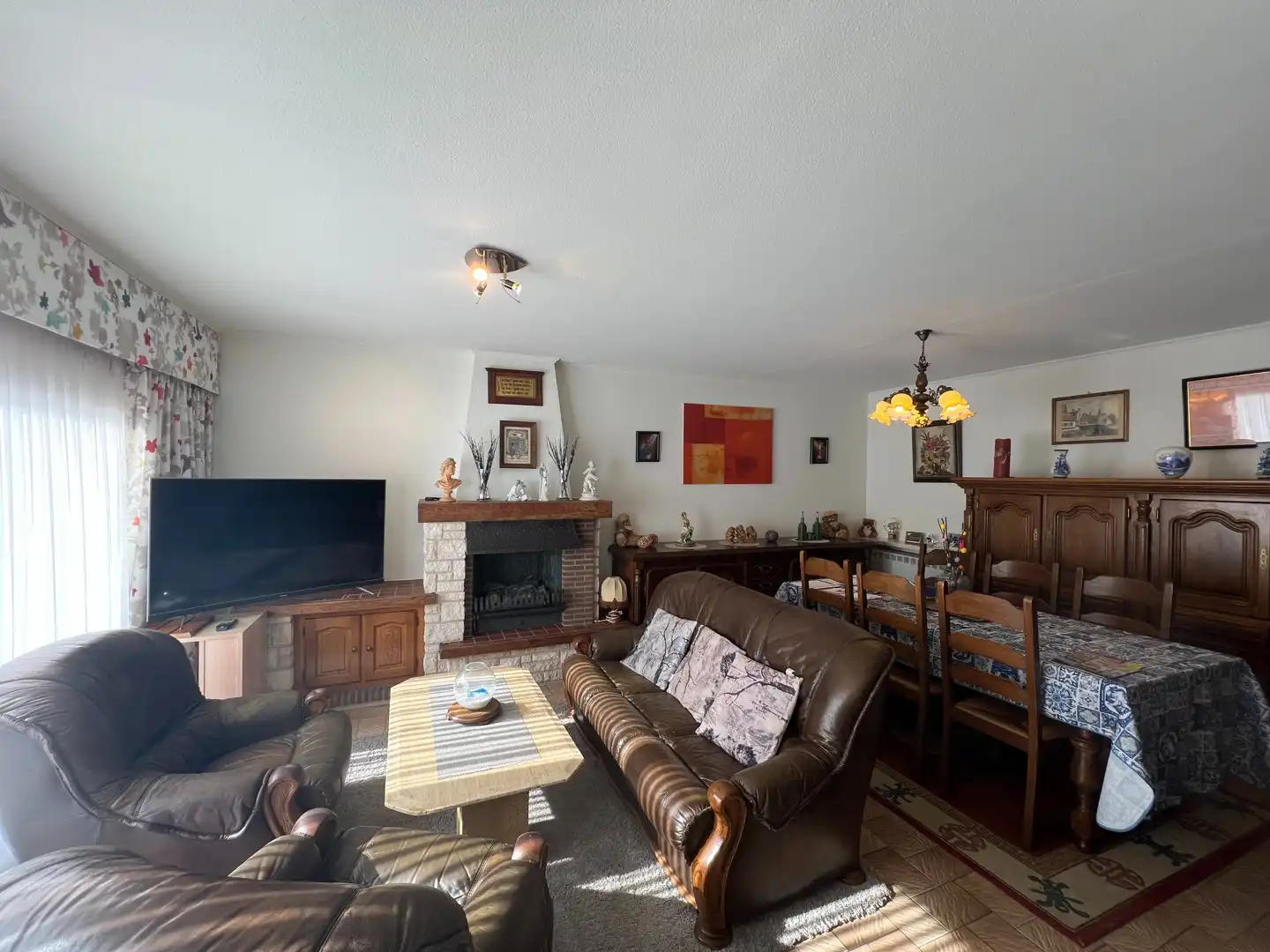 Gelijkvkoers appartement op de markt van Oudenburg foto 5