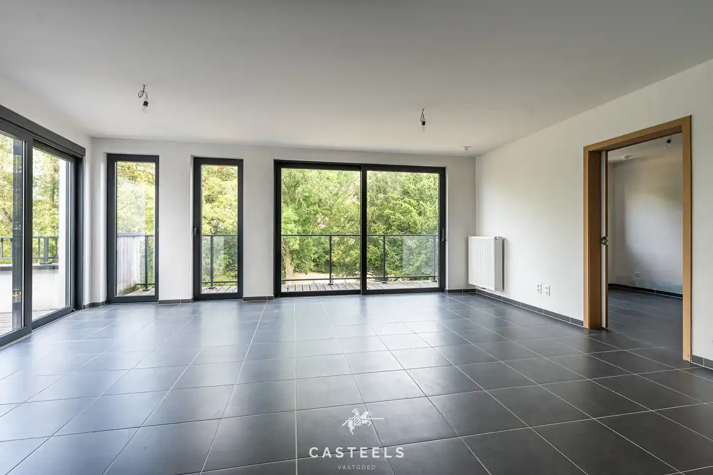 Rustig en lichtrijk appartement met terras in Kluisbergen foto 5