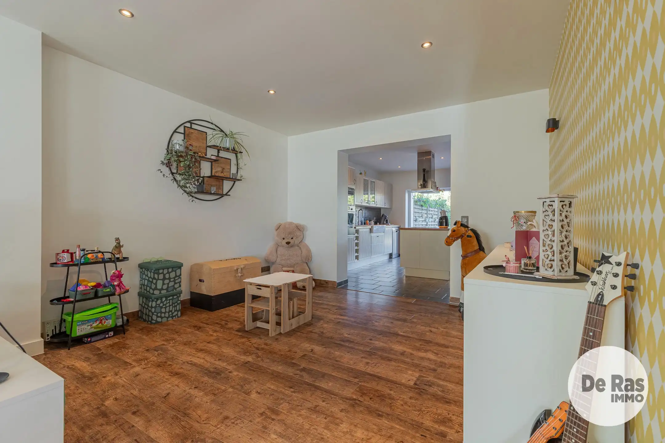 HAALTERT- Karaktervolle woning met 4 slpk. en prachtige tuin foto 9