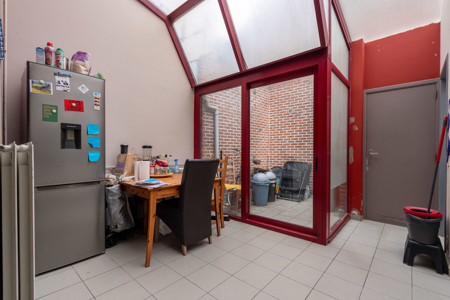 Gunstig gelegen woning met 2 slaapkamers en zolder foto 5