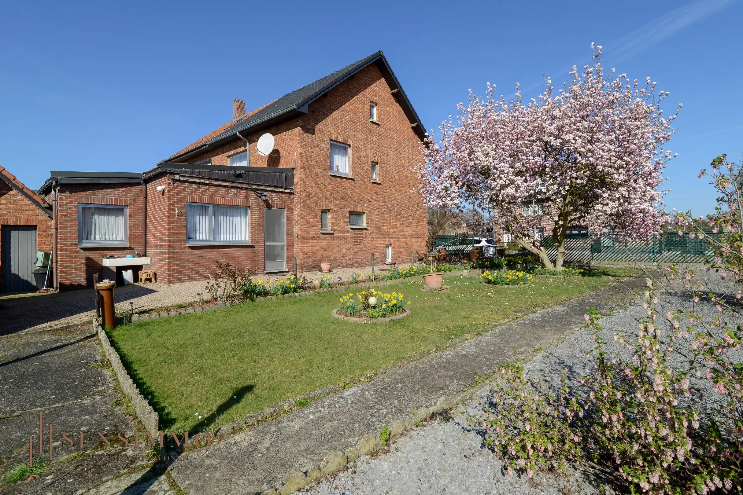 Te renoveren half open woning op 6a80ca perceel te Eisden foto 18