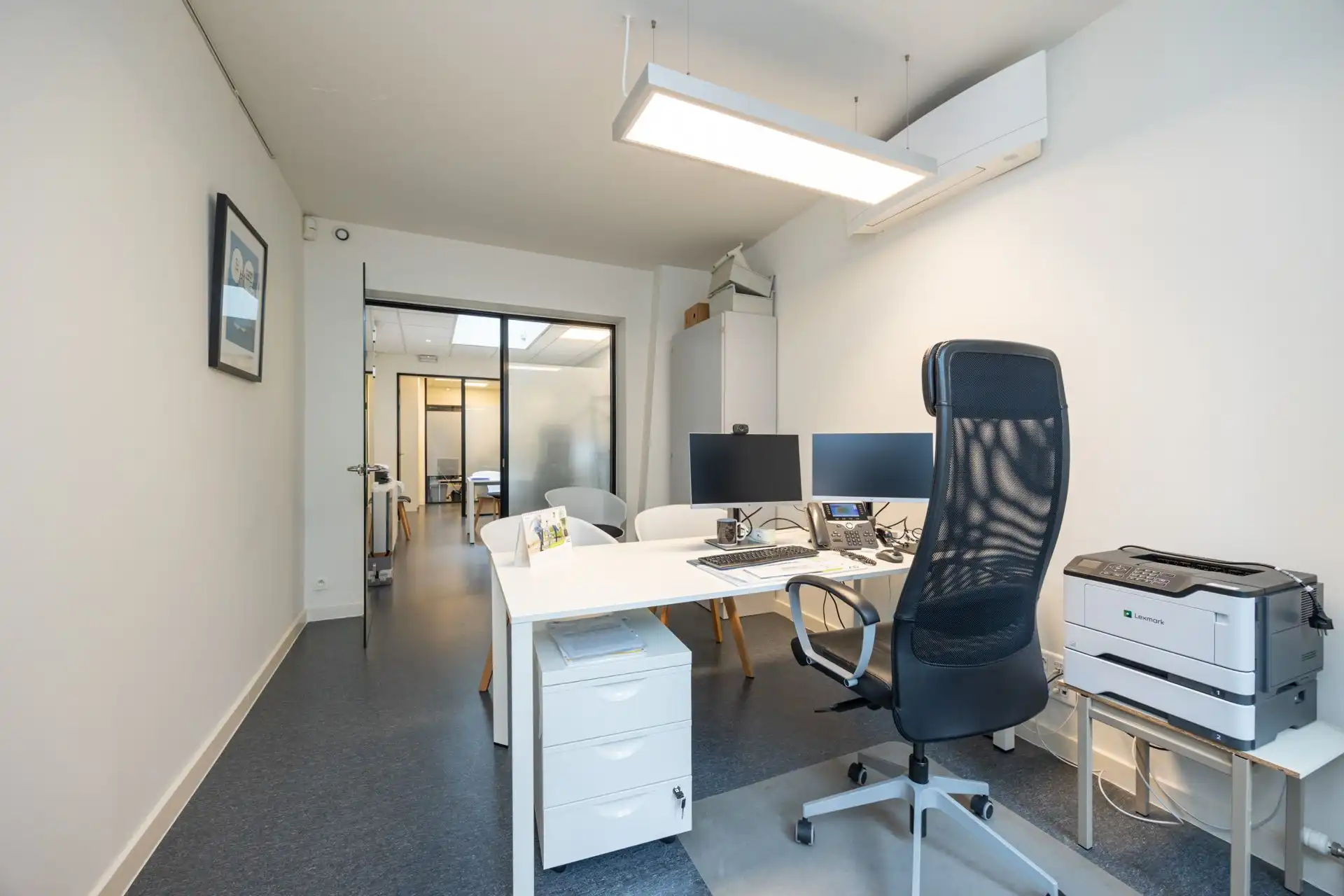 Handelshuis met duplexappartement te koop in hartje Wilrijk foto 8