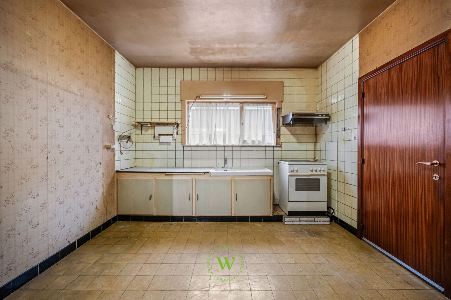 Te renoveren woning op topligging op 1.238 m² in Sint-Andries foto 6