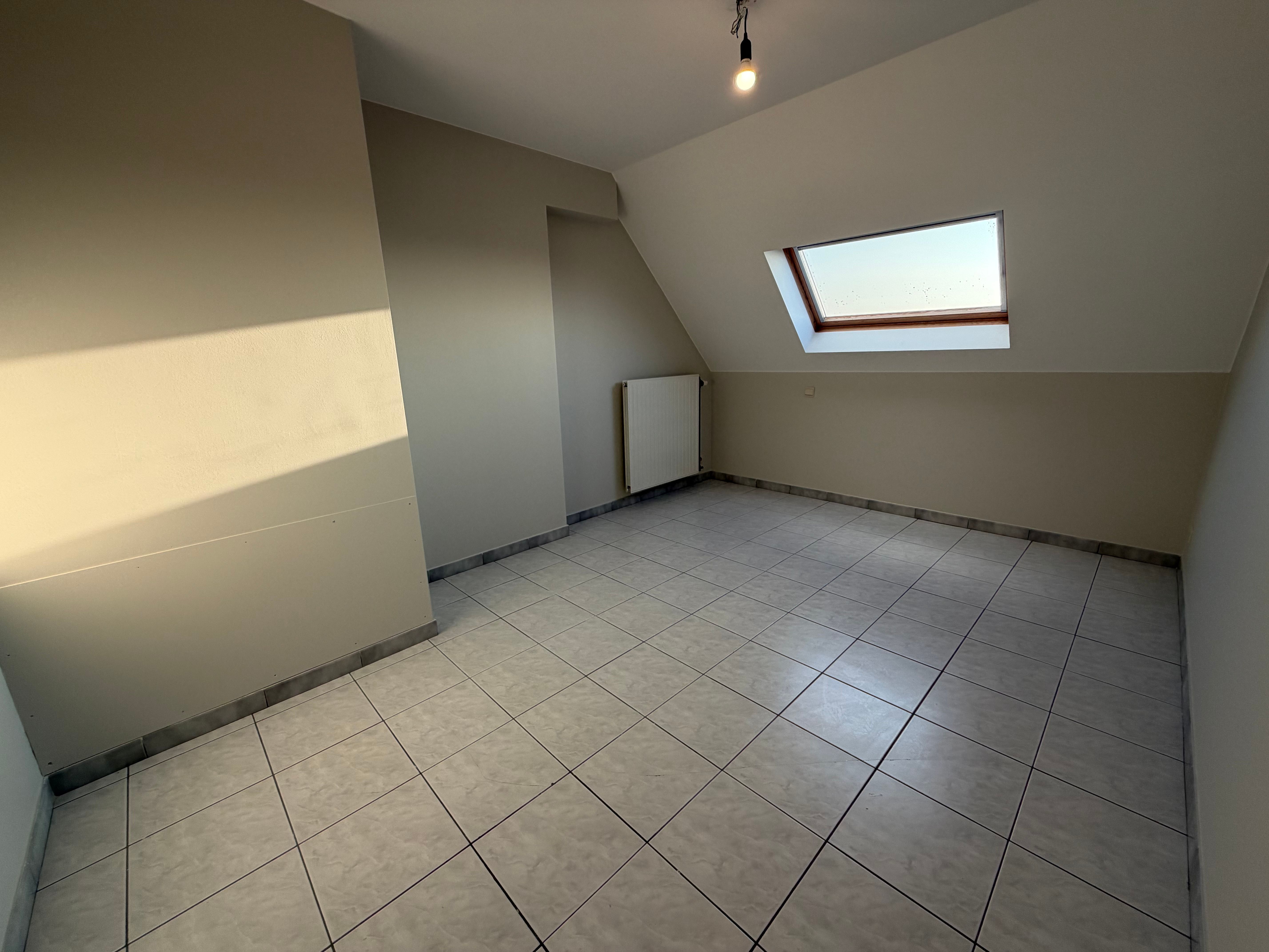 Mooi duplexappartement met drie slaapkamers en twee zongerichte terrassen. foto 26