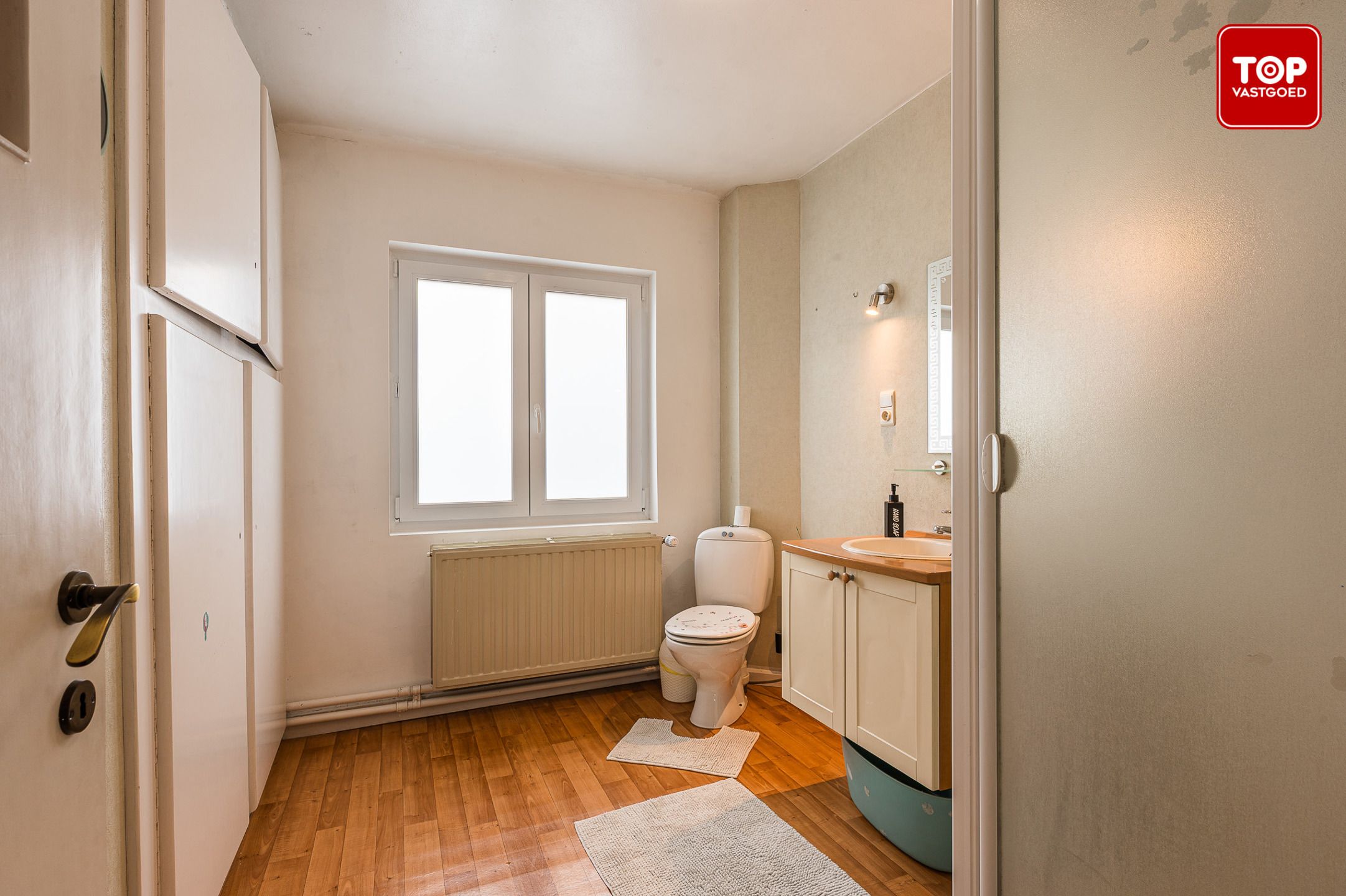 Instapklare HOB met 3 slaapkamers en rustgevende tuin foto 24