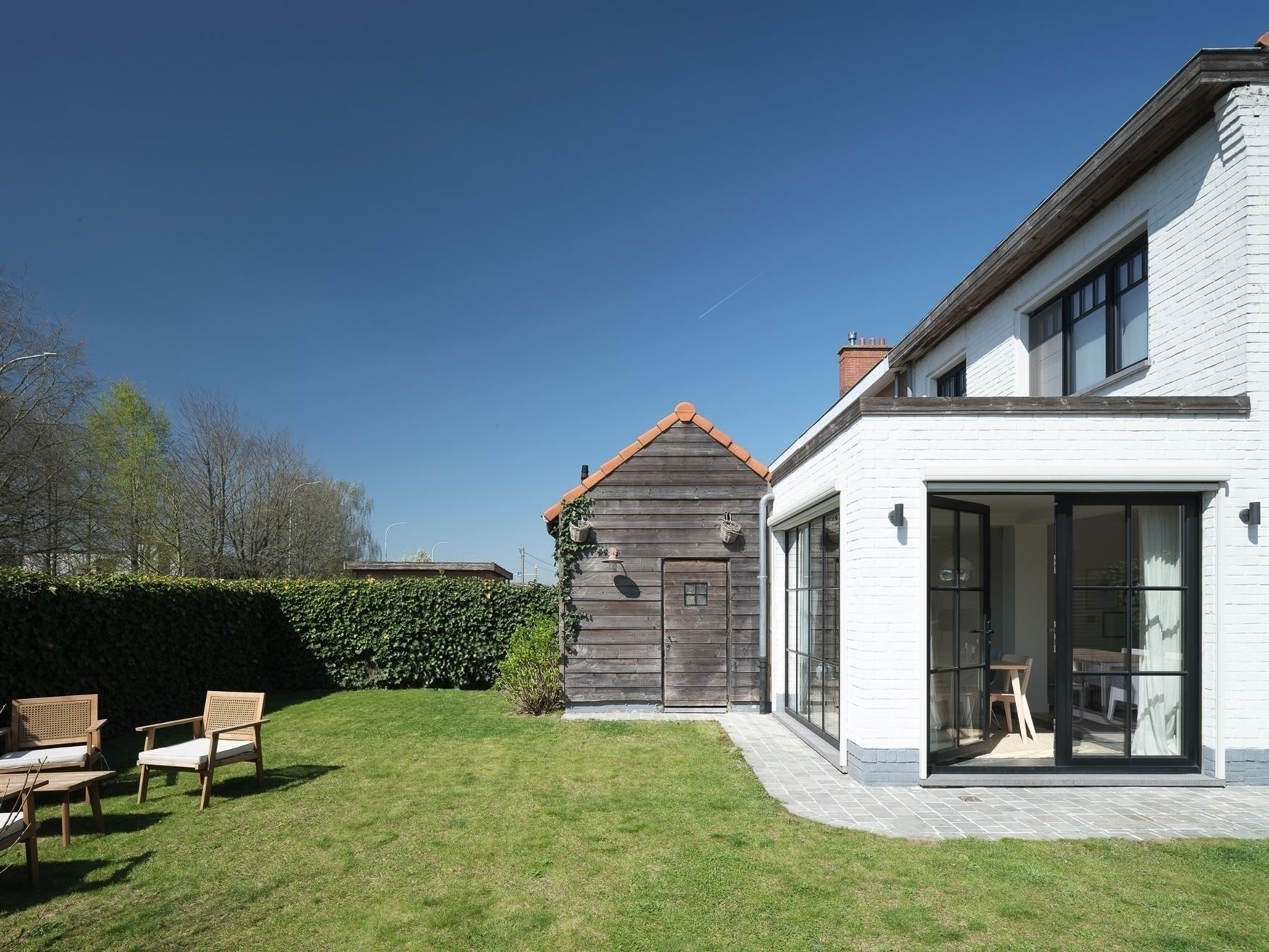 Instapklare woning met zonnige tuin foto 19
