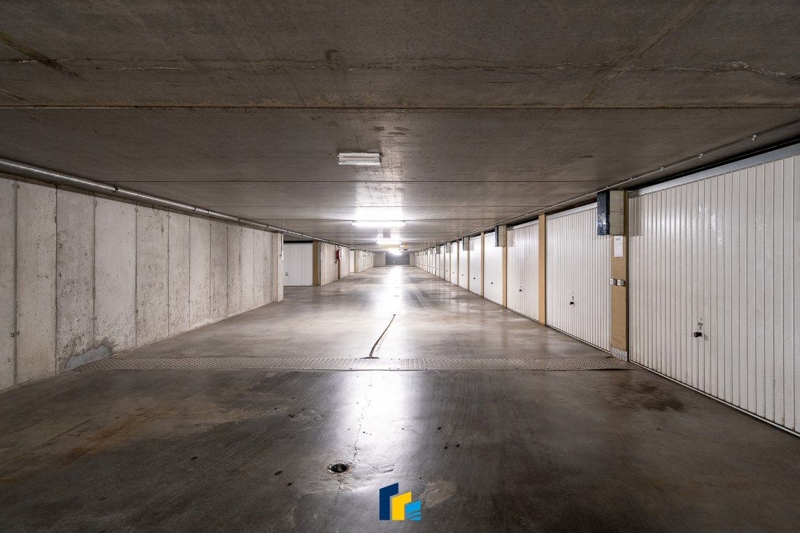 Dubbele Garagebox te koop in M. Devriendtlaan  foto 3