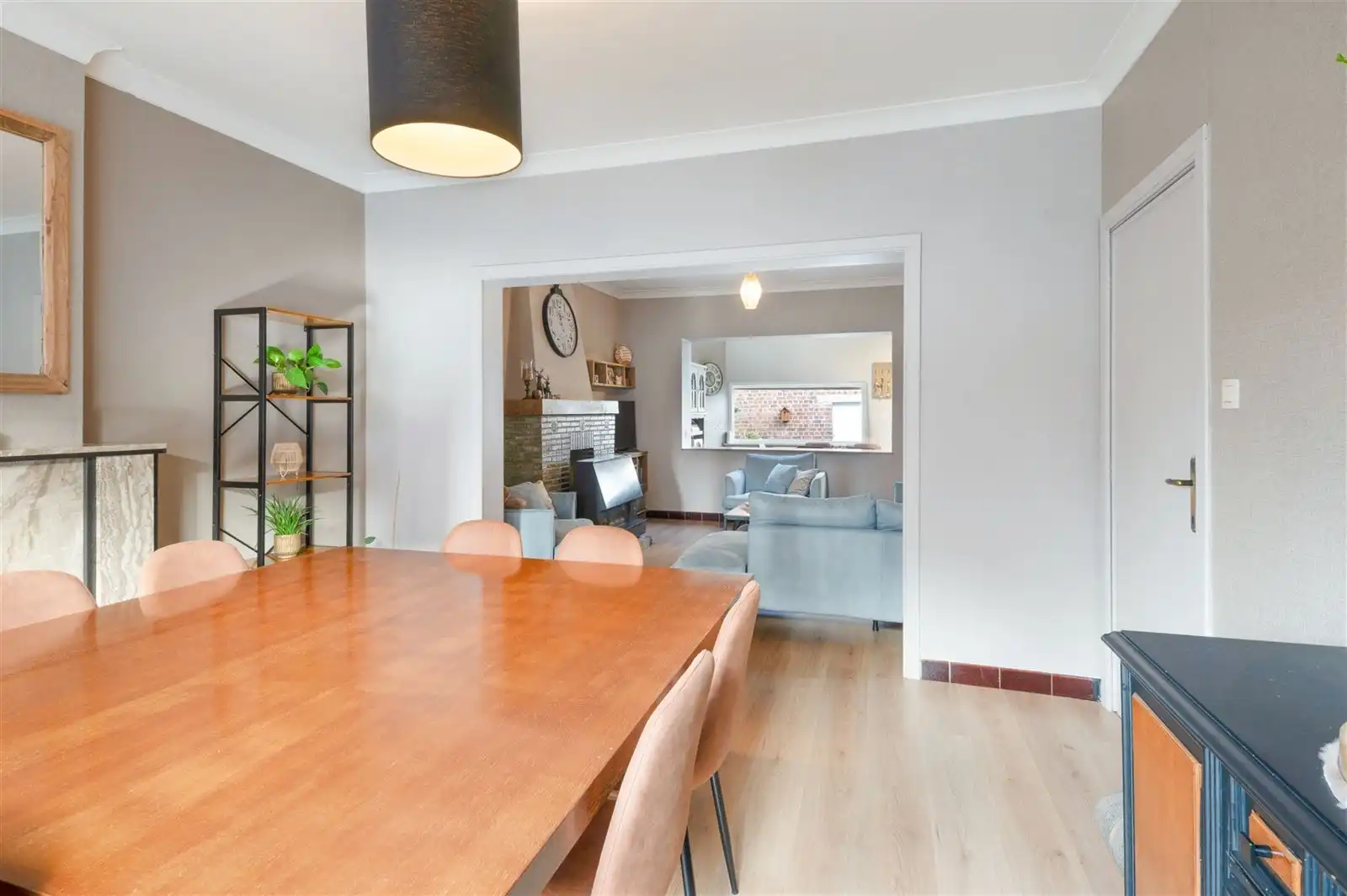 Gezinswoning met garage en tuin op 6are30 foto 5