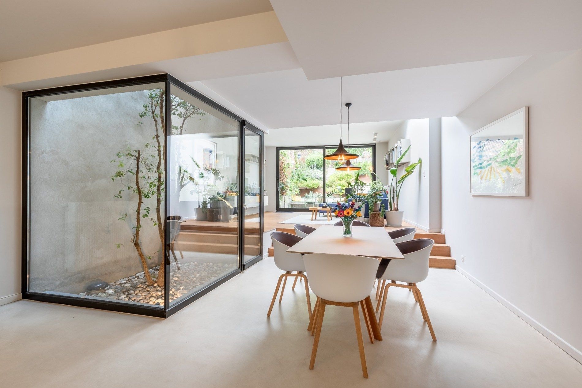 Schitterende herenwoning met heerlijke stadstuin! foto {{pictureIndex}}