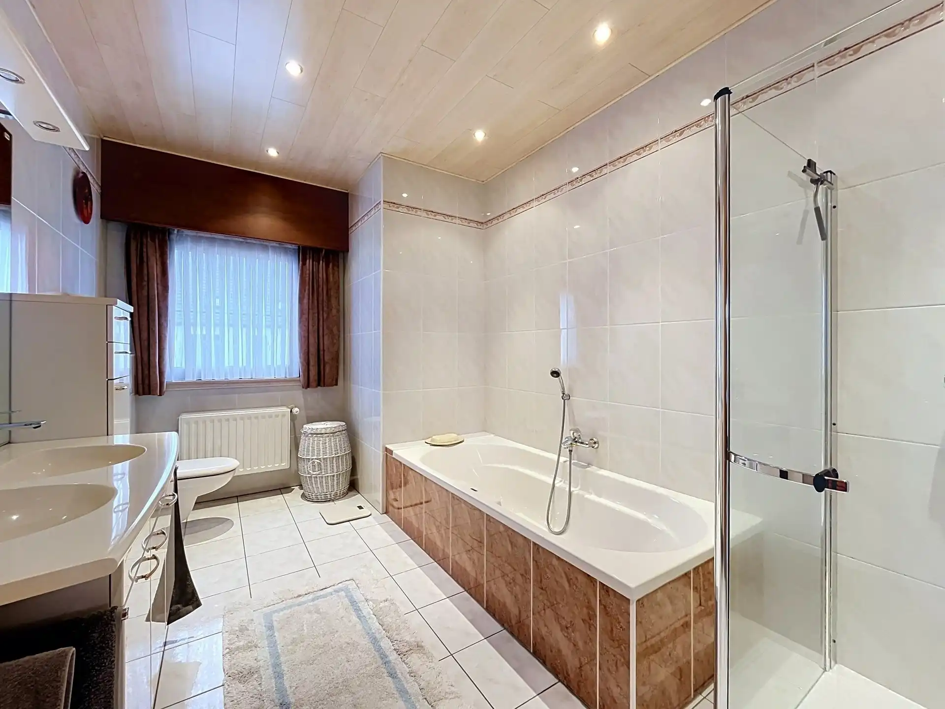 half open bebouwing met 3 slaapkamers en garage op perceel van 545m² foto 9