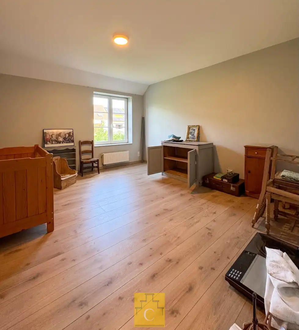 Recente woning met garage en zonnige tuin in Sint-Andries foto 15