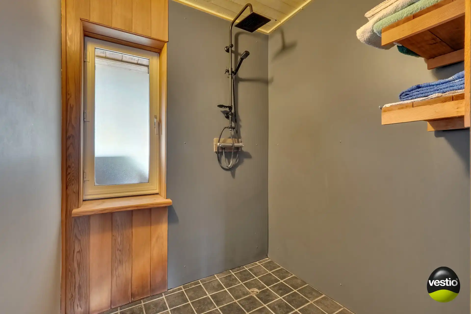 GERENOVEERDE LANGGEVELHOEVE OP 37,90 ARE MET TOPLIGGING IN ZEVENHUIZEN foto 30