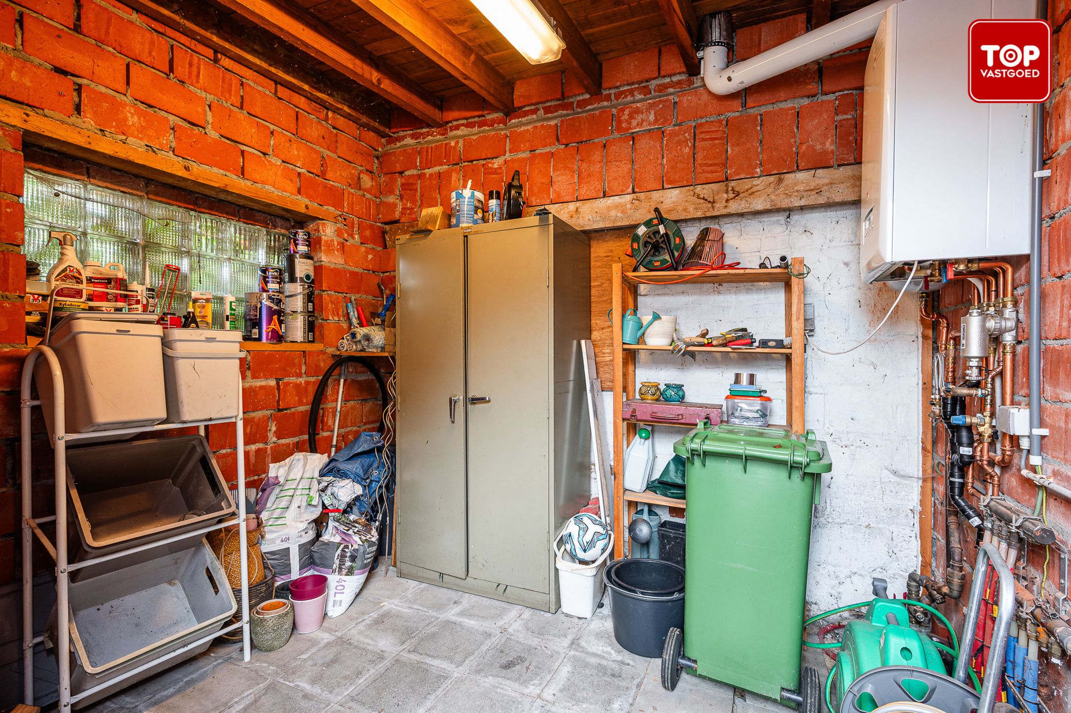 Charmante woning nabij het centrum van Drongen foto 20