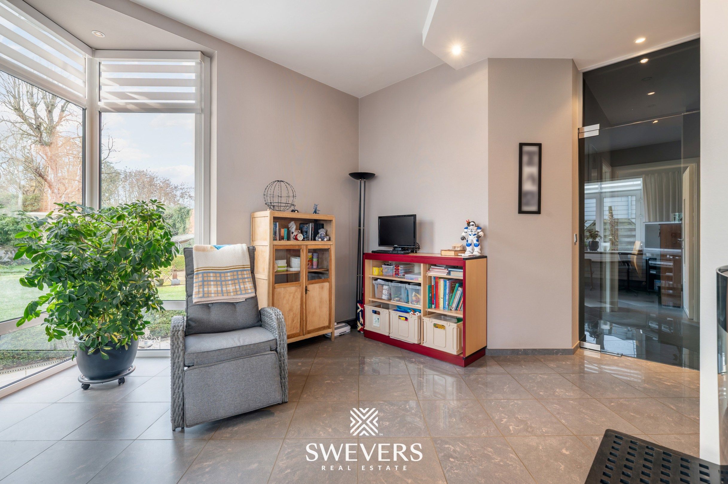 Instapklare gezinswoning op 11are 30ca in centrum Beringen foto 7