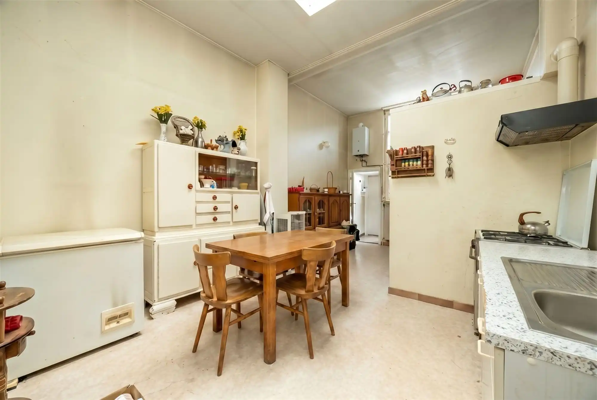Te renoveren rijwoning nabij centrum Mechelen foto 5