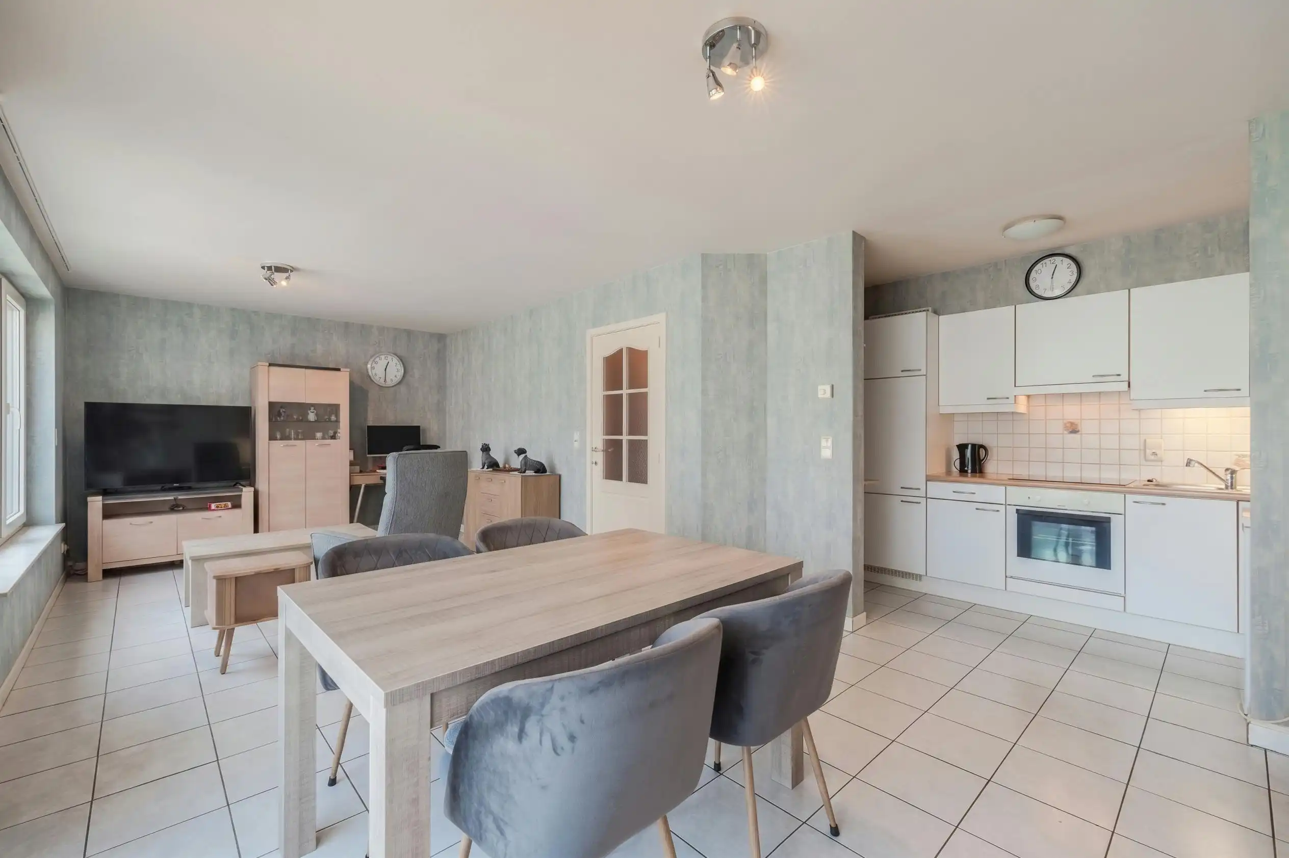 Instapklaar appartement met 2 slaapkamers op rustige ligging foto 8