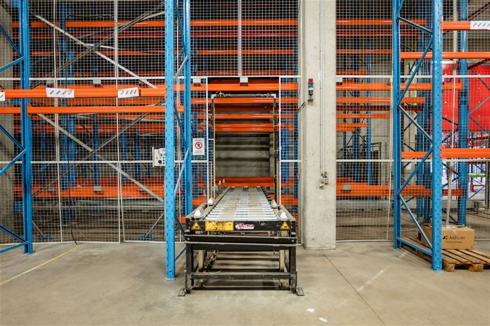 Polyvalent bedrijfsgebouw foto 46