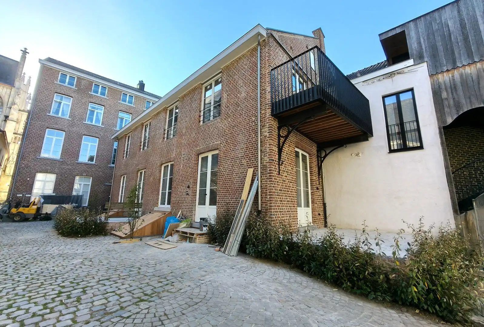 ENERGIEZUINIG APPARTEMENT - GELIJKVLOERS MET TERRAS foto {{pictureIndex}}