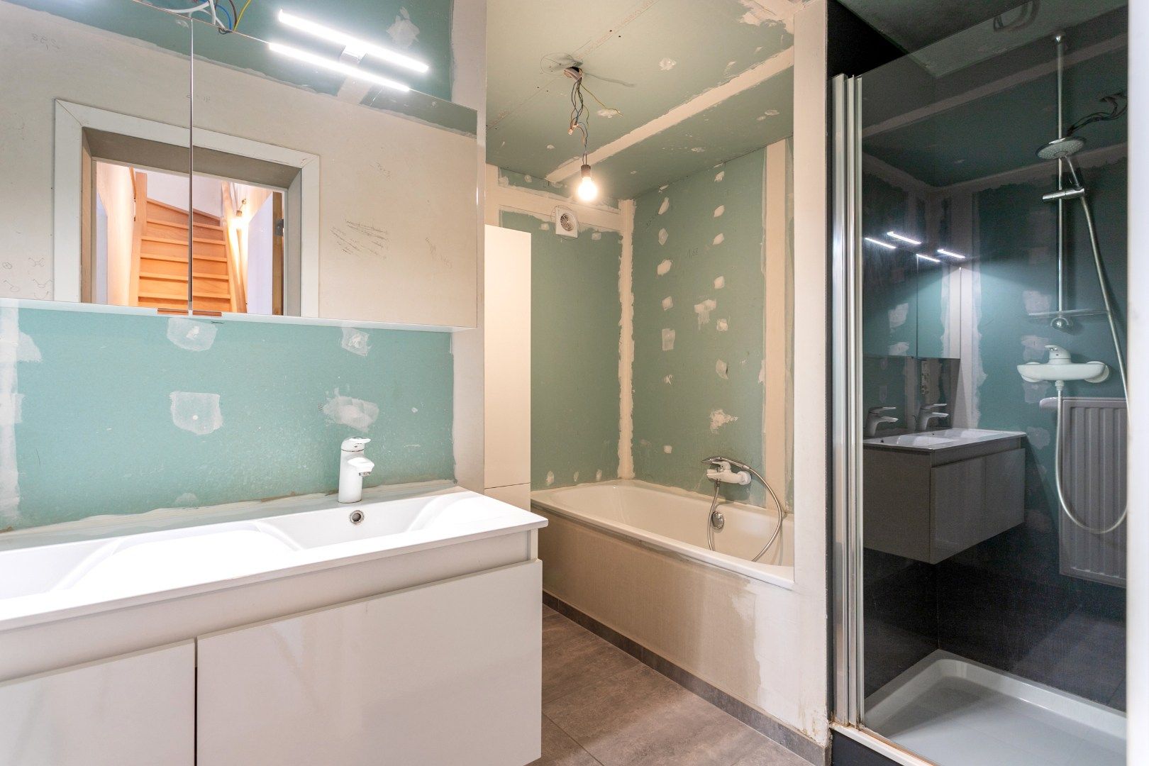 Instapklare woning met 5 slaapkamers en tuin te Lembeek foto 22