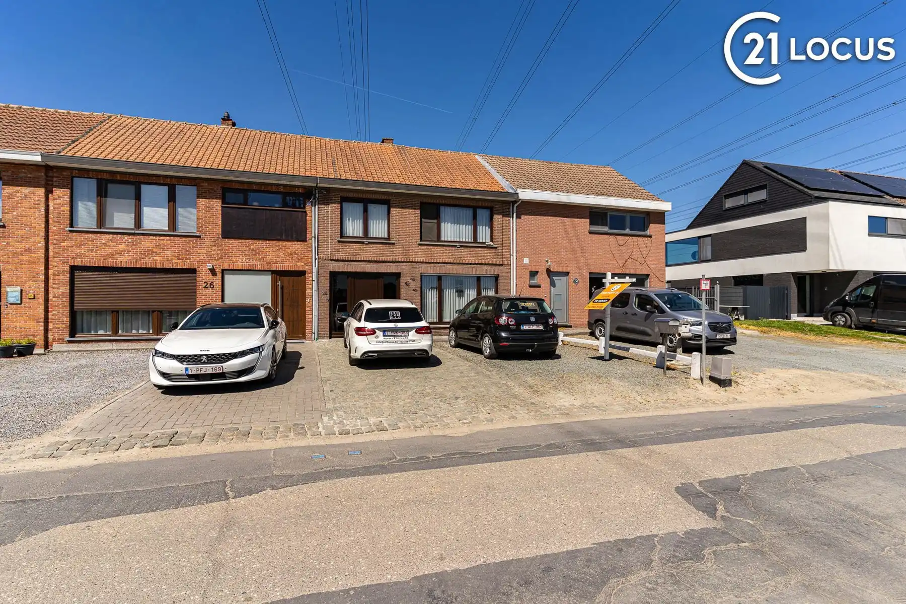  gezinswoning met 3 slk, tuin met vrij zicht en garage foto 17