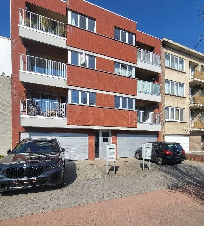 Charmant duplex appartement met stadstuin in het hart van Vilvoorde  foto {{pictureIndex}}