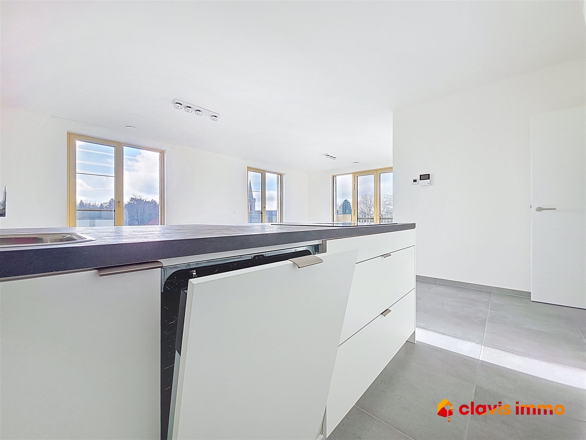 Penthouse met terras en parking foto 10