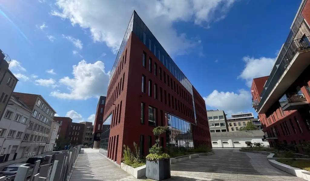 Zuidpoort Mechelen - nieuwbouw kantoren te huur aan station foto 18